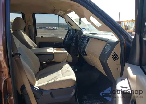 2011 Ford F-250 Xlt z USA, uszkodzony, nr VIN 1FT7W2BT7BEC35274